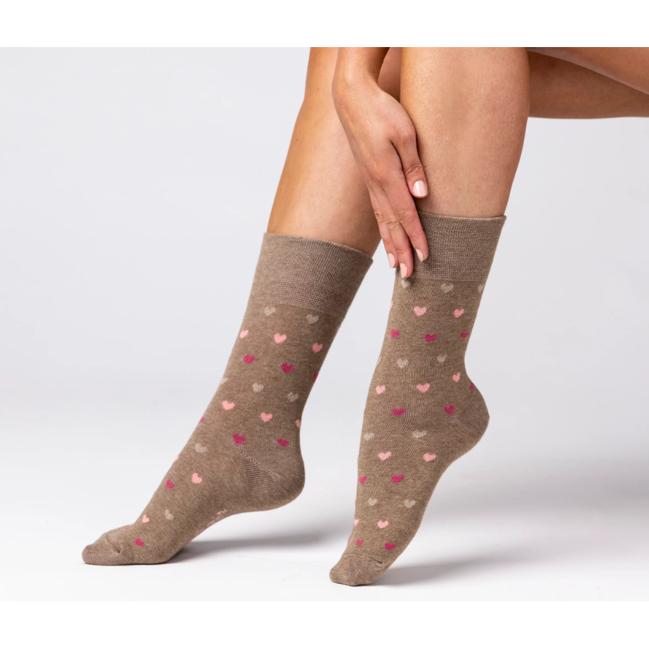 12 Pairs Ladies Gentle Grip Socks - Neutral Hearts