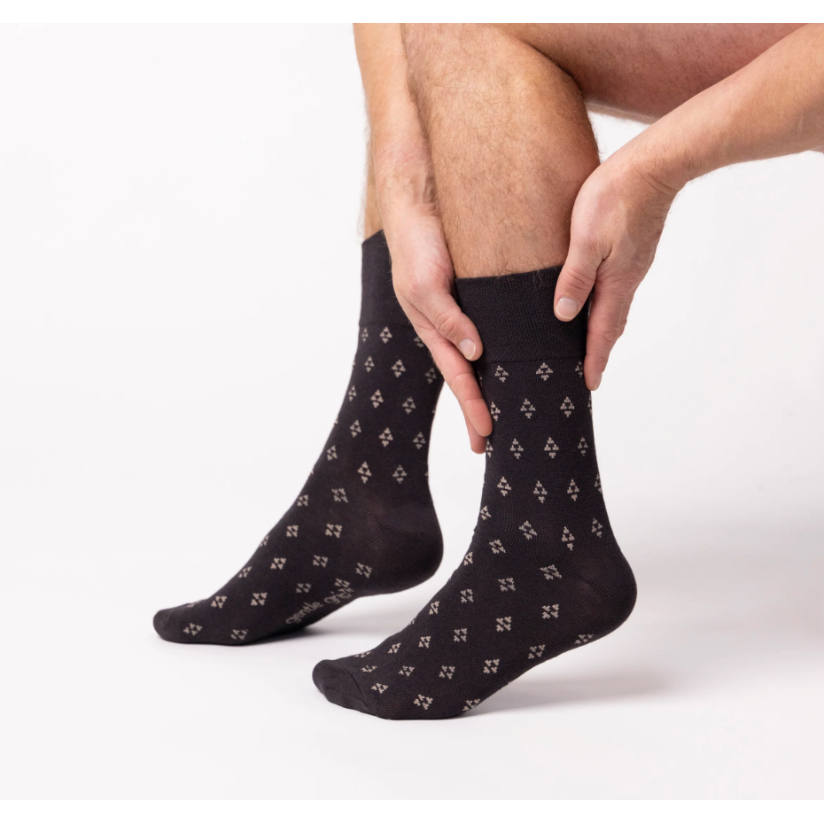 12 Pairs Mens Gentle Grip Socks - Twilight Triangle Brown/Natural