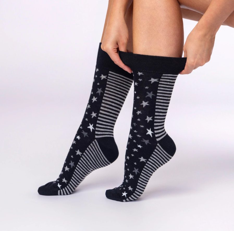 12 Pairs Ladies Plus Size Gentle Grip Socks - Mono Spot & Stripe